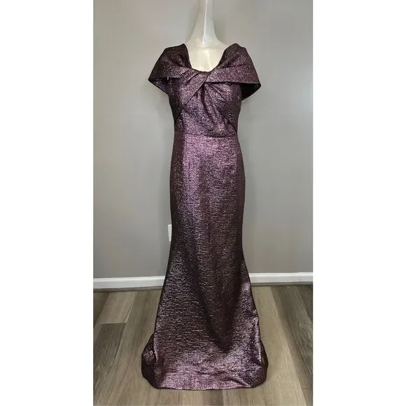 Teri Jon by Rickie Freeman Off-The-Shoulder Metallic Gown Size 6 $580 - Picture 6 of 12